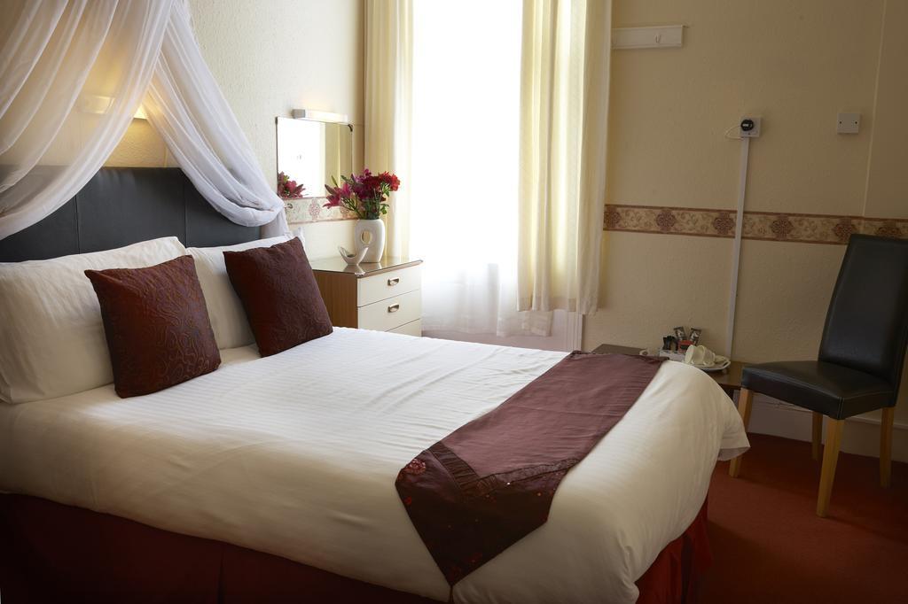 Howdale Guest house